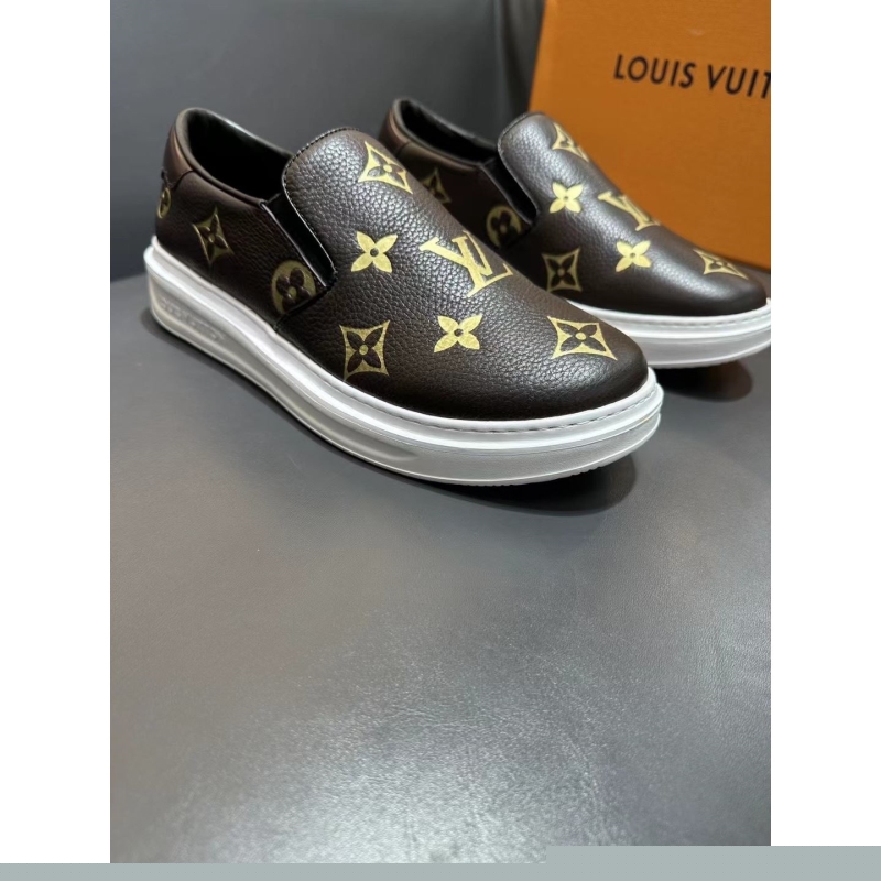 G*u*i sneakers